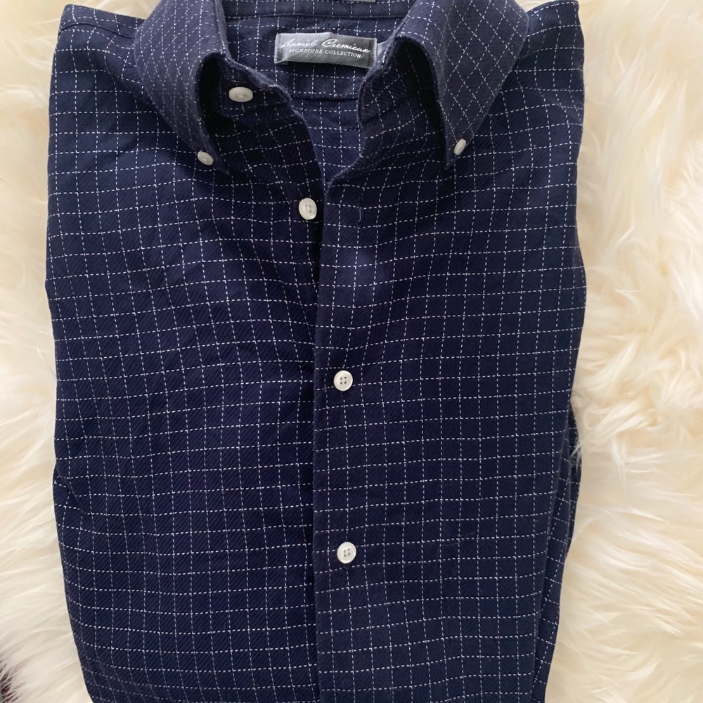 Men’s size L button down, navy blue dress shirt
